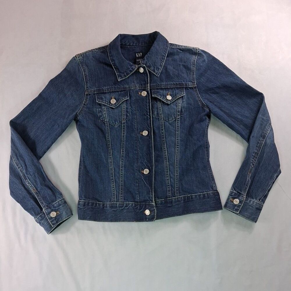 Gap Jacket Womens sz M Blue Denim Button Front Long Sleeve Jean Trucker